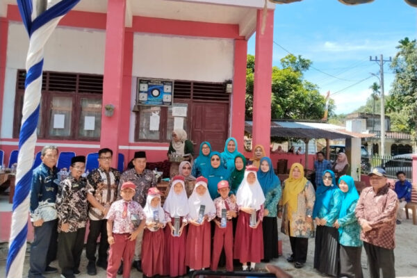 Taufik Ritonga : B2SA Go To Schol Program Penunjang Kegiatan Makan Bergizi Gratis di Madina